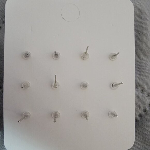 ❤️MINT Earring Set of Six Pierced Post Earrings NEW ❤️ - Picture 5 of 8